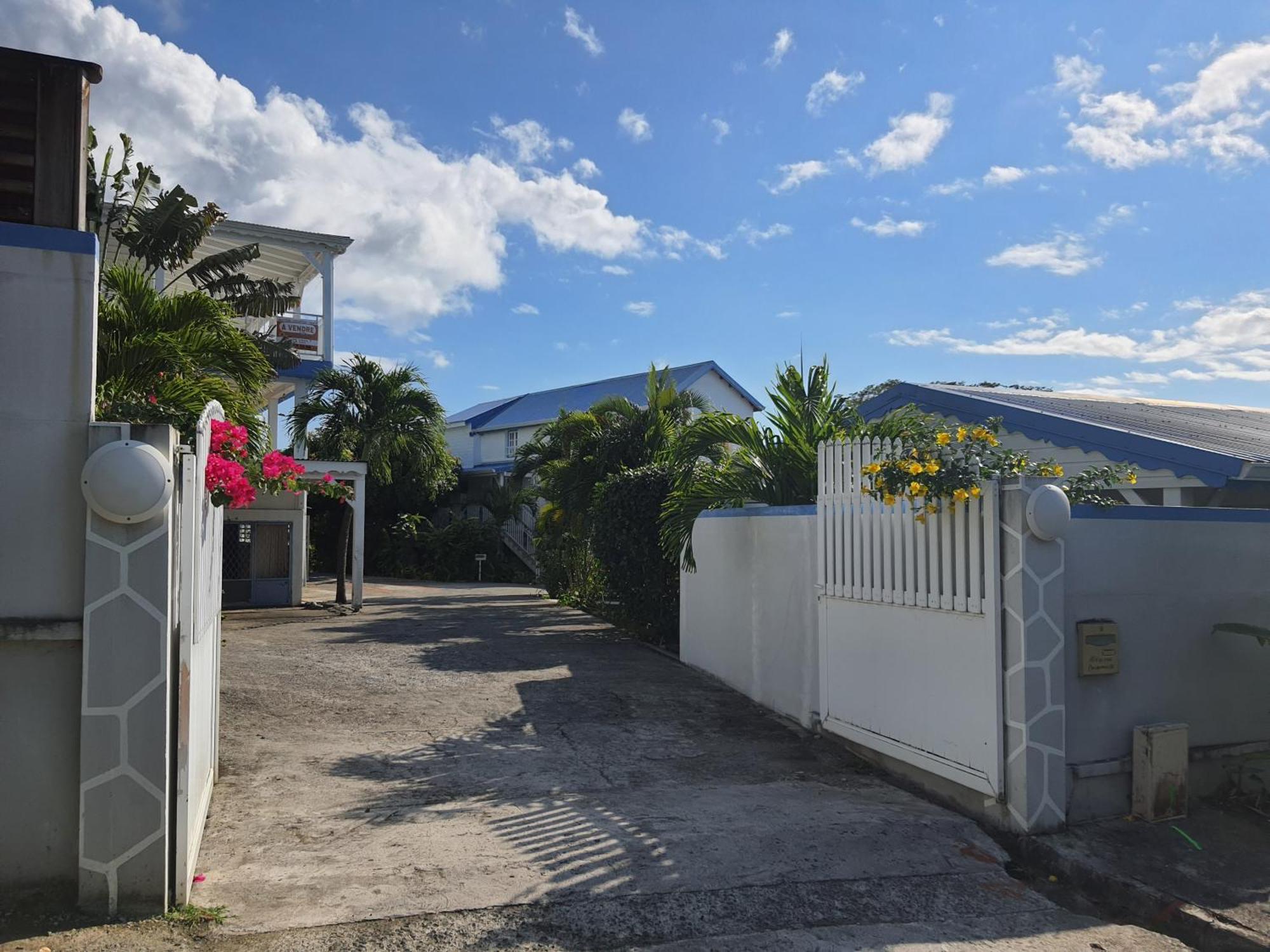 Vwe Moun Bay Lägenhet Deshaies Exteriör bild